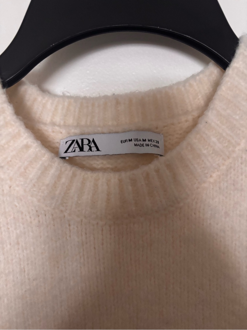 Zara Cream Sleeveless Crewneck Knit Sweater Vest | Size Medium - Picture 3 of 4
